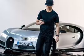 Cristiano Ronaldo luôn có thú chơi sắm siêu xe nhưng Fiat - tập đoàn đang sở hữu thương hiệu Ferrari muốn gì CR7 trở thành đại sứ thương hiệu cho tập đoàn này.