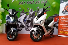 Cùng với VinFast, Pega đang cố gắng thay đổi suy nghĩ của người tiêu dùng về sản phẩm xe máy điện. (Ảnh: Ngô Minh)