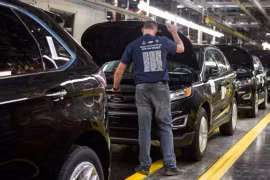 Làn sóng cắt giảm nhân viên của các hãng xe tại Mỹ đang diễn ra bùng nổ, không chỉ riêng Ford.