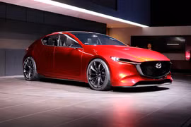Những năm gần đây, Mazda không chỉ sản xuất ra những chiếc concept mang tính phô diễn mà còn nhanh chóng biến nó thành mẫu xe thương mại. (Ảnh minh họa: Mazda KAI Concept)