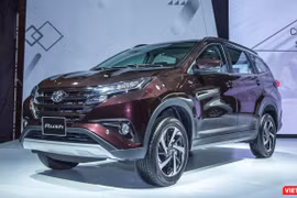 Toyota Việt Nam vẫn khá rụt rè khi đưa ra con số bán hàng khá khiêm tốn đối với mẫu Rush, chỉ 200 xe/tháng. (Ảnh: Ngô Minh)