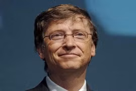 Bill Gates - người đồng sáng lập ra hãng Microsoft, vẫn là người giàu nhất nước Mỹ và thế giới.