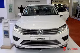 Mẫu SUV Touareg sẽ được giảm giá tới 345 triệu đồng.
