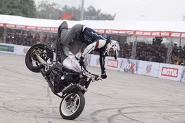 Một ký thuật stunt