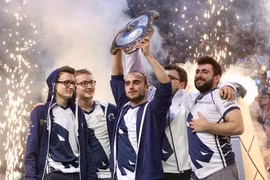 Khoảnh khắc chiến thắng của các thành viên đội game Team Liquid.