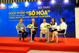Quang cảnh Hội thảo “Dược phẩm và cuộc cách mạng “số hóa” trong quản trị kinh doanh toàn diện” 