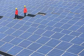 Lợi thế về diện tích lãnh thổ giúp Trung Quốc có thể phát triển những nhà máy năng lượng mặt trời khổng lồ