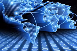 Hiện toàn thế giới có 3,7 tỷ người dùng Internet. Ảnh: Innovata.