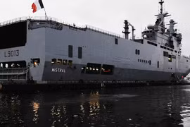 Tàu sân bay trực thăng Mistral
