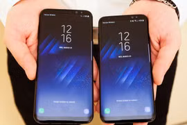 Samsung Galaxy S8 và S8+. Ảnh: Cnet