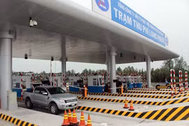 Trên toàn tuyến cao tốc TP.HCM - Long Thành - Dầu Giây bố trí 8 cửa thu phí tự động không dừng (ETC). Ảnh: VEC