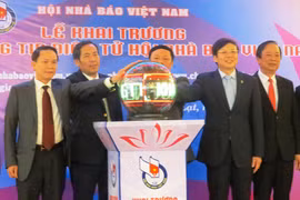 Hội Nhà báo Việt Nam chính thức khai trương Cổng Thông tin điện tử của Hội tại địa chỉ www.hoinhabaovietnam.vn và www.nhabaovn.vn. 