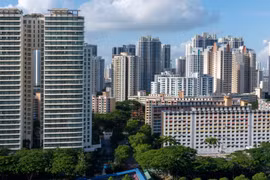 Khoảng 80% dân số Singapore sống trong các căn hộ HDB xây dựng, quản lý.