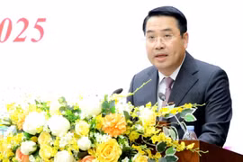 Ông Nguyễn Tuấn Anh phát biểu nhận nhiệm vụ. Ảnh: Cổng thông tin điện tử tỉnh Lào Cai.