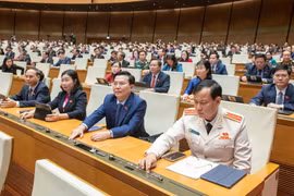 Quốc hội chốt nâng tăng trưởng GDP vượt 8% với nhiều giải pháp đột phá