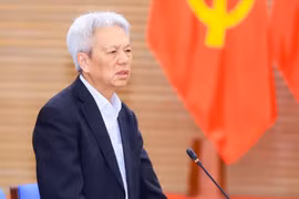 TS Nguyễn Sĩ Dũng.