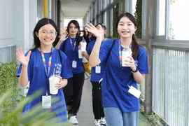 Khai mạc vòng chung kết 'STEAM for Girls': Sân chơi sáng tạo cho nữ sinh