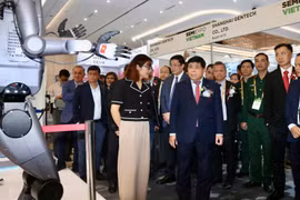 Phó Thủ tướng nêu nhiệm vụ “then chốt của then chốt” để phát triển ngành công nghiệp bán dẫn