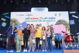 Một năm không tốn tiền sạc, công nhân Đồng Nai tranh thủ “lên đời” xe máy VinFast