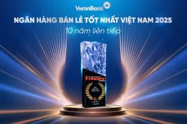 VietinBank 10 năm liên tiếp giữ vững danh hiệu “Ngân hàng bán lẻ tốt nhất Việt Nam”