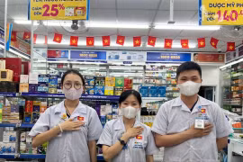 Hơn 2025 Nhà Thuốc Long Châu khắp cả nước rực rỡ cờ hoa mừng 50 ngày thống nhất đất nước
