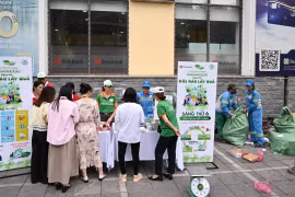 SeABank tổ chức “Ngày hội đổi rác lấy quà” - Lan tỏa lối sống xanh vì Hà Nội sạch đẹp