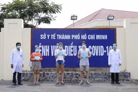 Thêm 3 bệnh nhân liên quan đến bar Buddha khỏi COVID-19, được xuất viện sáng 8/4. Ảnh: BVCC