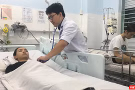 Bệnh nhi bị ngưng tim, ngưng thở trở về từ cửa tử