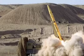 Lực lượng IRGC phóng tên lửa diệt khủng bố ở Syria