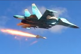 Máy bay Su-34 Nga sử dụng tên lửa không đối đất tiêu diệt mục tiêu khủng bố