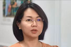 Bắt tạm giam Cục trưởng Cục An toàn thực phẩm Trần Việt Nga