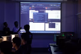 Thao trường ảo giúp nâng cao trình độ cho các học viên an ninh mạng ở Việt Nam. Ảnh: Bùi An.