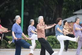 Bộ LĐ-TB&XH đề xuất tăng tuổi nghỉ hưu có lộ trình, và nhóm lao động- (Ảnh minh họa).