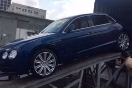 Bentley Flying Spur V8