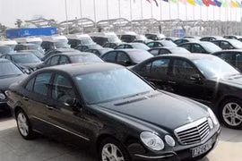 Việc hạn chế tối đa mua sắm xe tại các dự án sử dụng nguồn vốn ODA góp phần đảm bảo an toàn nợ công bền vững.