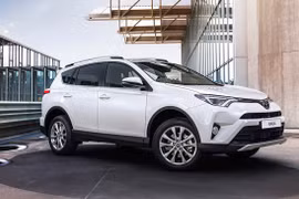 Toàn bộ 10 mẫu xe được người Mỹ giữ lại dùng trong thời gian ít nhất 10 năm đều do các nhãn hiệu ô tô Nhật Bản sản xuất.