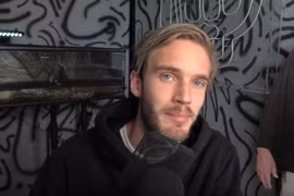 Ngôi sao số 1 YouTube, PewDiePie cũng là nạn nhân