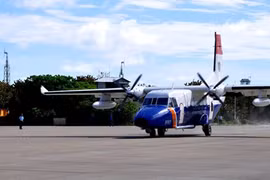 Máy bay CASA 212 