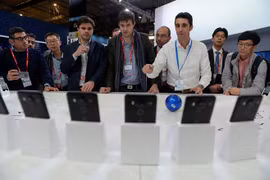 Cuốn hút hội chợ thiết bị di động quốc tế 2016 tại Barcelona
