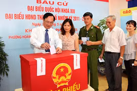 Thời tiết nhìn chung thuận lợi, nhưng có những thời điểm xuất hiện mưa rào và giông.