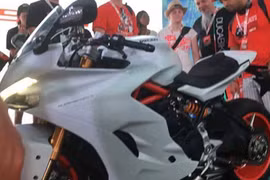 Hình ảnh hiếm hoi của siêu mô tô thể thao Ducati 939