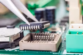 Sáng chế của NCS Việt ở Tomsk được ứng dụng tại quê nhà