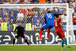 Một cú nã đại bác của Sissoko