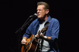 Tay guitar nổi tiếng với bản hit 'Hotel California' qua đời