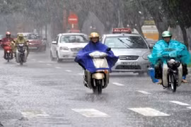 Bão số 2 sau khi đổ bộ vào đất liền Trung Quốc đã suy yếu tuy nhiên hoàn lưu của cơn bão có tên quốc tế là bão Nida này sẽ gây ảnh hưởng khiến trời chuyển mưa ở Bắc Bộ.