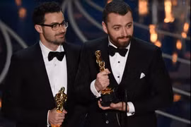 Sam Smith và Jimmy Napes nhận giải Oscar