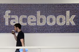 Facebook bị 'tố' phân biệt đối xử và đe dọa nhân viên