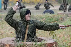 Video: Nín thở xem đặc nhiệm Spetsnaz của Nga khổ luyện
