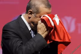 Nữ công dân Thổ Nhĩ Kỳ 'bóc lịch' 4 năm vì xúc phạm ông Erdogan