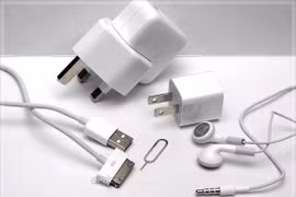 Bạn có biết lượng năng lượng mà mỗi loại sạc pin này tiêu thụ khi không sử dụng?